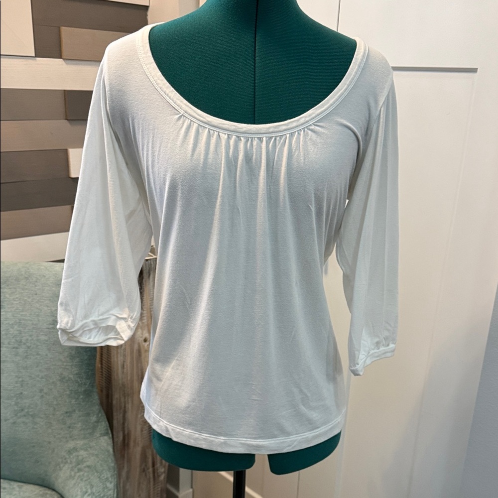 LOFT White Scoop-Neck Long Sleeve Tee